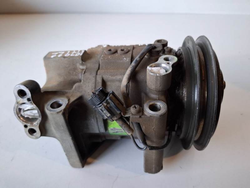 Recambio de condensador / radiador aire acondicionado para nissan x-trail (t30) yd22 referencia OEM IAM 926005M301  