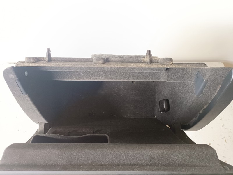 Recambio de guantera para audi a4 avant (8k5) caga referencia OEM IAM 8K1857035B  