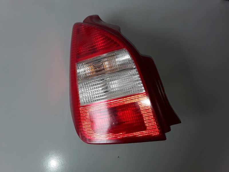 Recambio de piloto trasero izquierdo para citroen c2 hfx referencia OEM IAM   