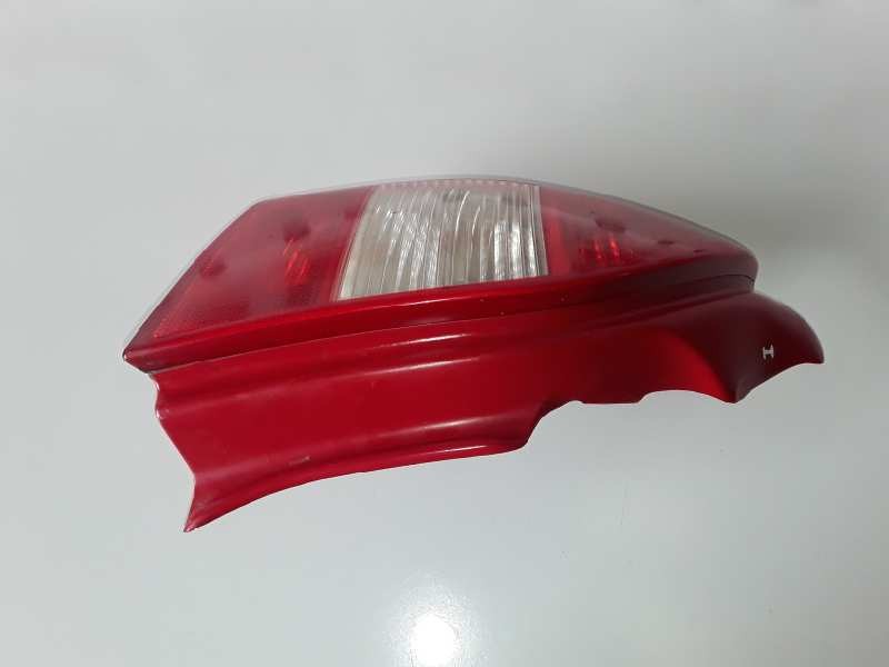 Recambio de piloto trasero izquierdo para citroen c2 hfx referencia OEM IAM   
