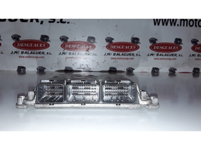 Recambio de centralita motor uce para renault vel satis (bj0) g9t703 referencia OEM IAM 0281011571  