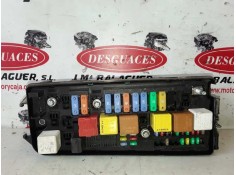 Recambio de caja reles / fusibles para opel vectra c berlina z19dt referencia OEM IAM 13240247/519181101  