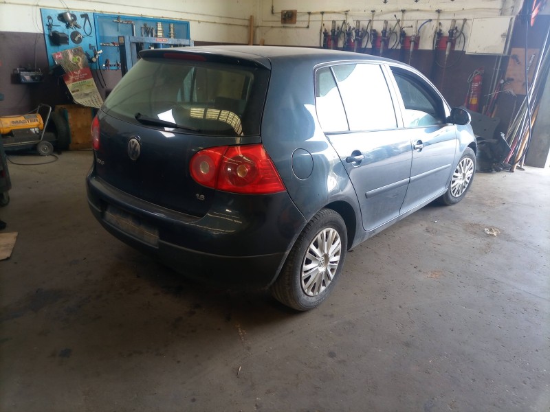 volkswagen golf v (1k1)(10.2003) del año 2005