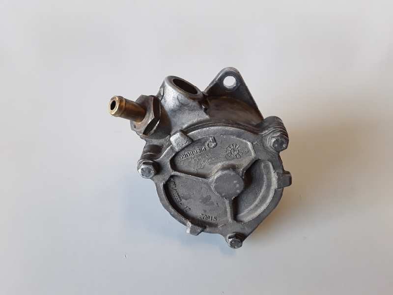 Recambio de depresor freno / bomba vacio para fiat ii bravo (198) 192a8000 referencia OEM IAM 55205443  