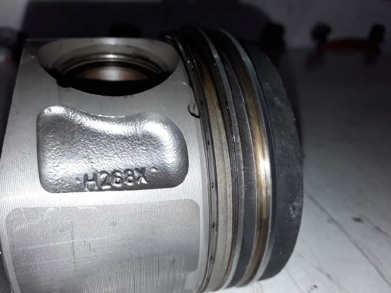 Recambio de piston para ford transit furgón (tt9) referencia OEM IAM H268X  