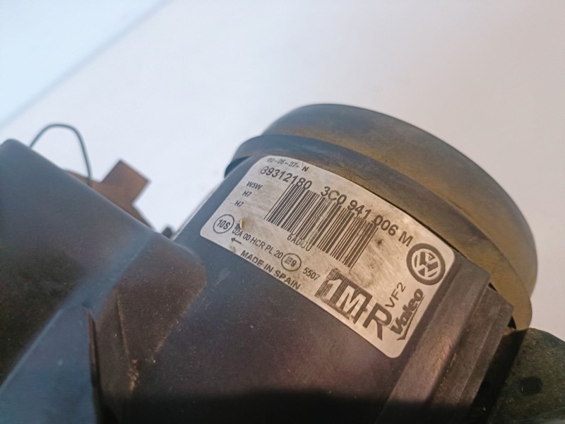 Recambio de faro derecho para volkswagen passat variant (3c5) bkp referencia OEM IAM 3C0941006M  