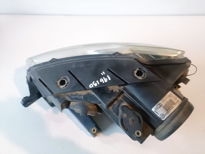 Recambio de faro derecho para volkswagen passat variant (3c5) bkp referencia OEM IAM 3C0941006M  