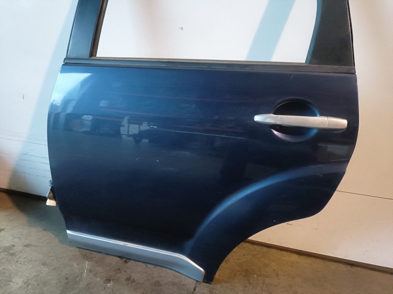 Recambio de puerta trasera izquierda para mitsubishi outlander (cw0) bsy referencia OEM IAM   