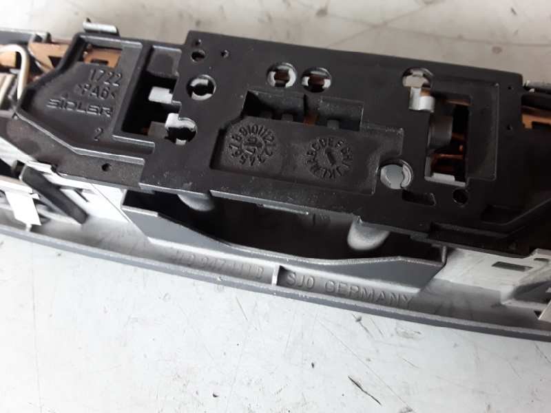 Recambio de luz interior para audi q7 (4l) bug referencia OEM IAM 4L0947111B  