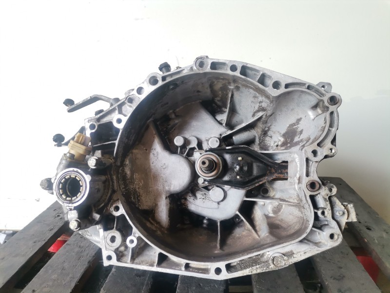 Recambio de caja cambios para peugeot 206 rfr referencia OEM IAM 20DL58  