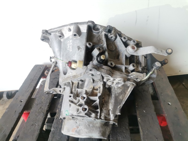 Recambio de caja cambios para peugeot 206 rfr referencia OEM IAM 20DL58  