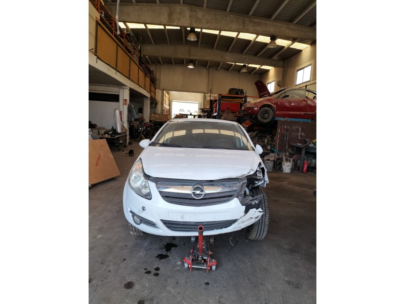 opel corsa d del año 2010