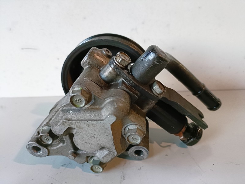 Recambio de bomba direccion para hyundai matrix (fc) d4fa referencia OEM IAM   