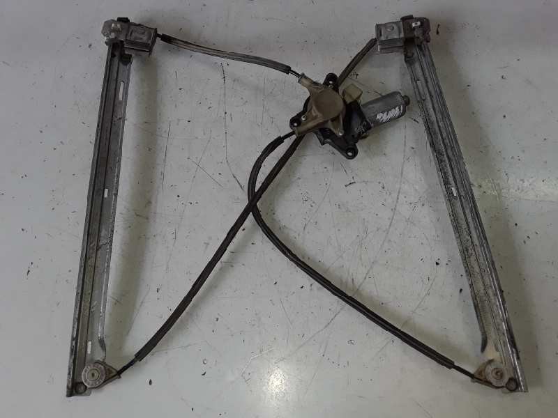 Recambio de elevalunas delantero derecho para mercedes-benz vito basic-kombi (639) 646980 referencia OEM IAM 0130821940  