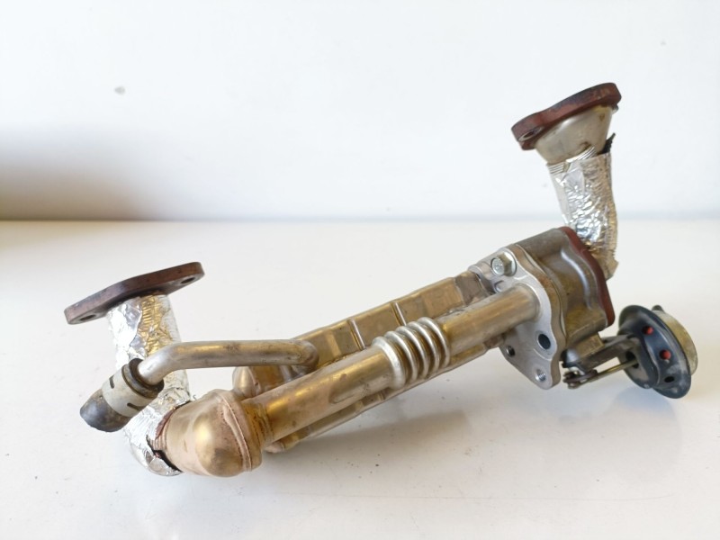Recambio de enfriador egr para mazda cx-7 er r2 referencia OEM IAM R2AX20304  