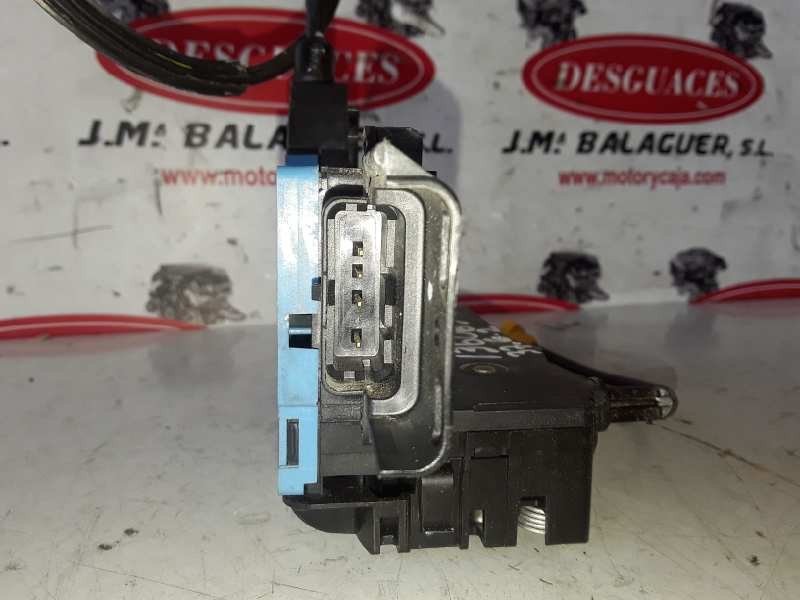 Recambio de cerradura puerta trasera izquierda para peugeot 207 referencia OEM IAM   