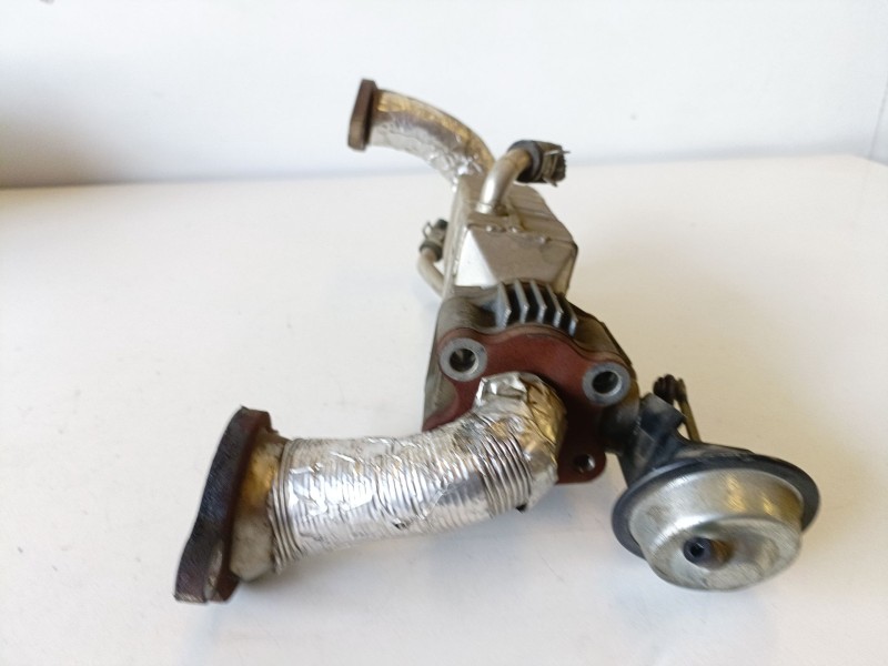 Recambio de enfriador egr para mazda cx-7 er r2 referencia OEM IAM R2AX20304  