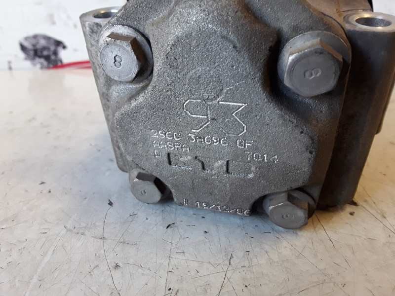 Recambio de bomba direccion para ford fiesta (cbk) a9ja referencia OEM IAM 2S6C3A696CF  