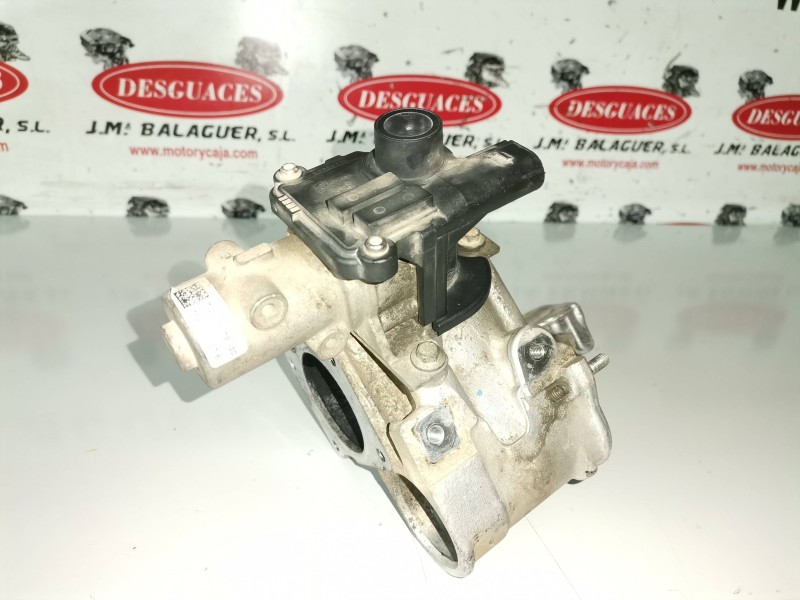 Recambio de valvula egr para renault megane iii coupe k9k832 referencia OEM IAM 70036806/7140978107  