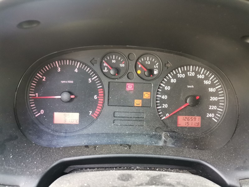 seat leon (1m1) del año 2001
