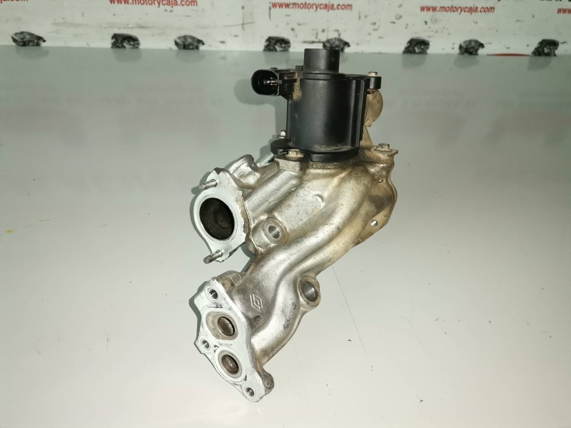 Recambio de valvula egr para renault megane iii coupe k9k832 referencia OEM IAM 70036806/7140978107  