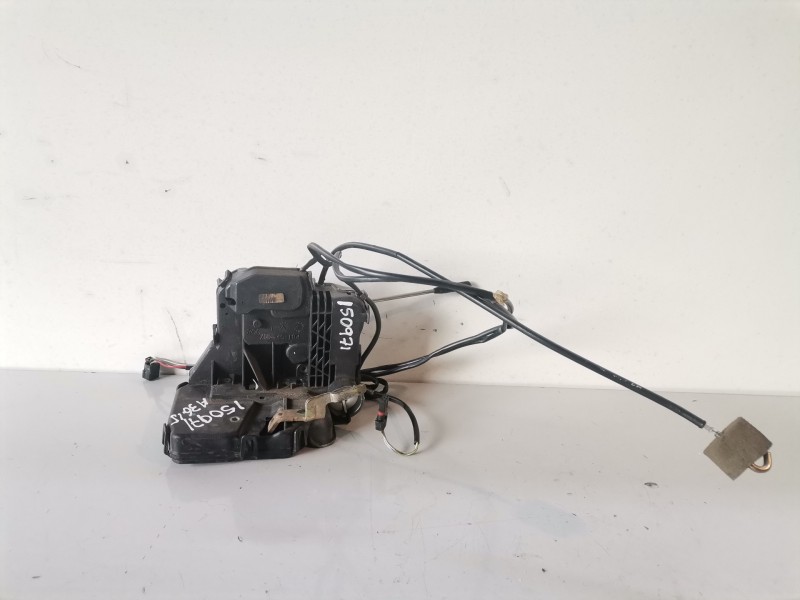 Recambio de cerradura puerta delantera izquierda para mercedes-benz clase c (bm 203) berlina 111951 referencia OEM IAM   