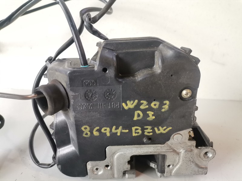 Recambio de cerradura puerta delantera izquierda para mercedes-benz clase c (bm 203) berlina 111951 referencia OEM IAM   