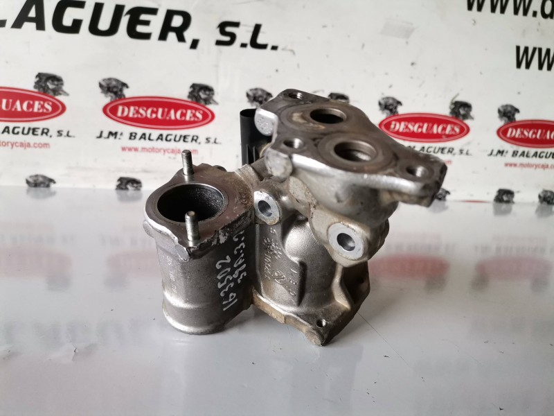 Recambio de valvula egr para renault megane iii coupe k9k832 referencia OEM IAM 70036806/7140978107  