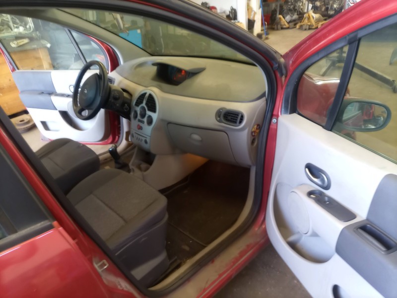 renault modus i del año 2005