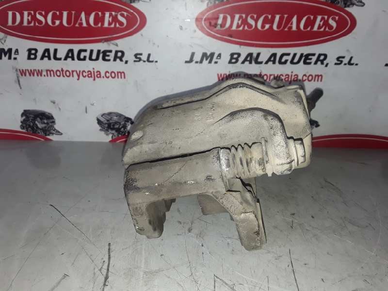 Recambio de pinza de freno delantera derecha para renault megane ii classic berlina f9q800 referencia OEM IAM 0204Y0  