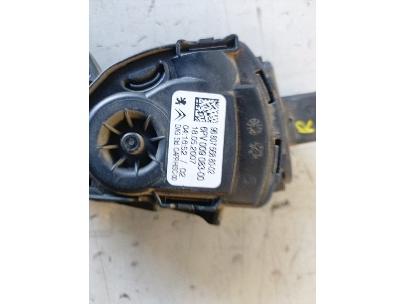 Recambio de potenciometro pedal para peugeot 207 8hz referencia OEM IAM 968075688002  