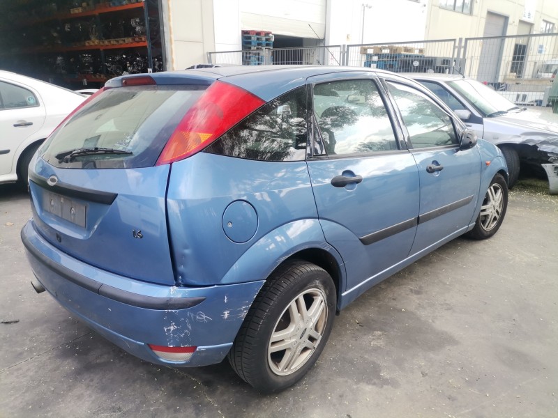 ford focus berlina (cak) del año 2002