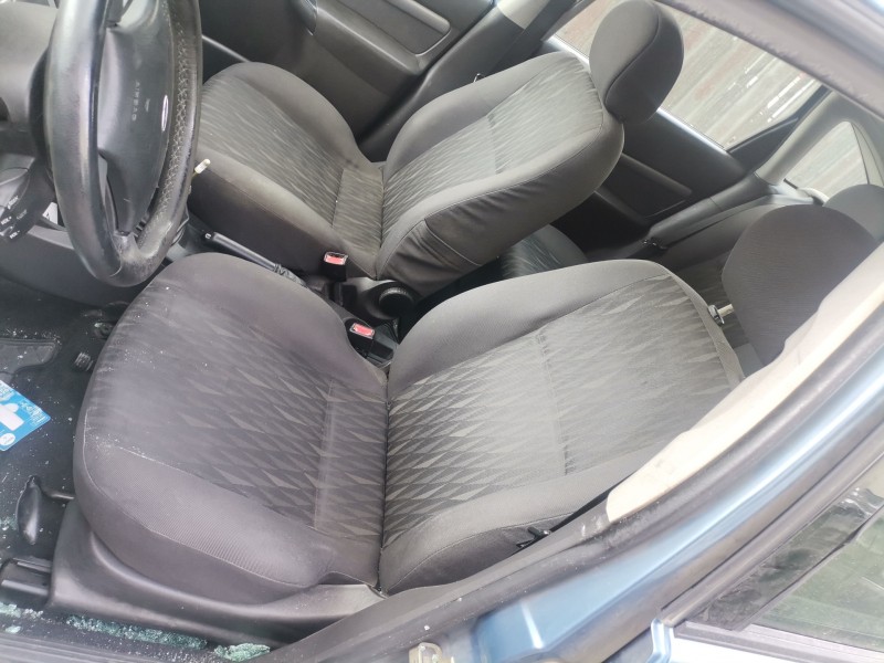 ford focus berlina (cak) del año 2002