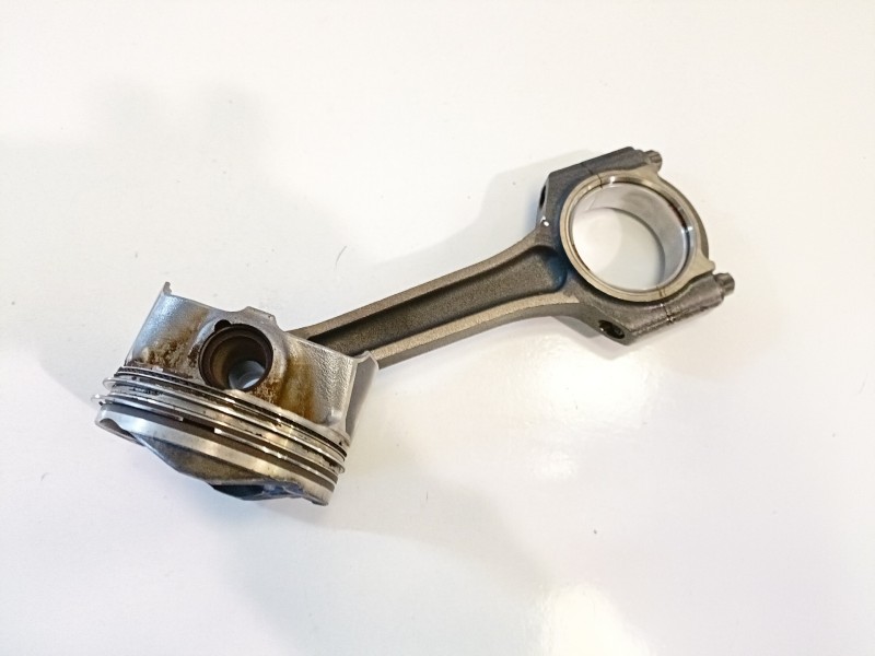 Recambio de piston para ford focus sportbreak (cew) m1da referencia OEM IAM   