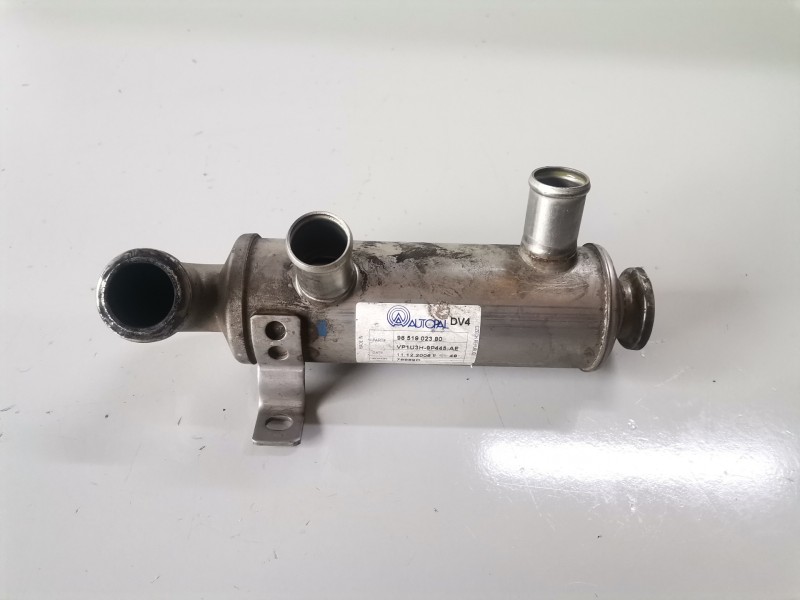 Recambio de enfriador egr para peugeot 207 8hz referencia OEM IAM 9651902380  
