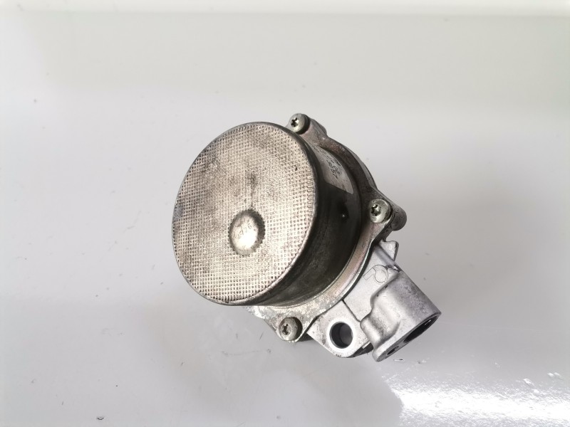 Recambio de depresor freno / bomba vacio para peugeot 207 8hz referencia OEM IAM 9658398080  
