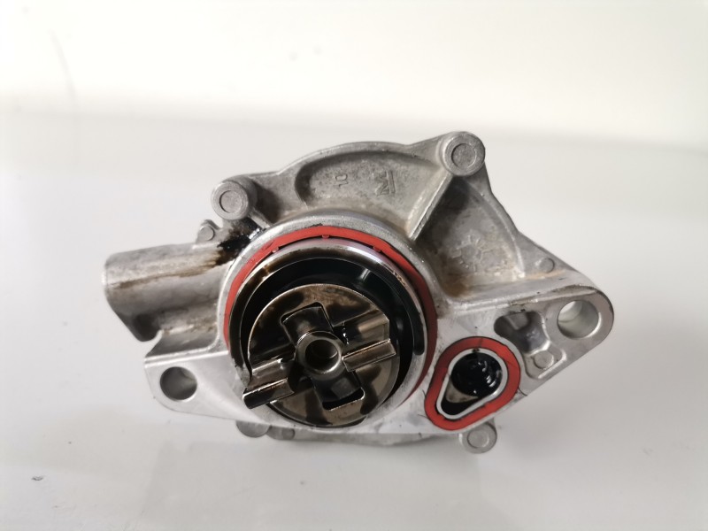 Recambio de depresor freno / bomba vacio para peugeot 207 8hz referencia OEM IAM 9658398080  
