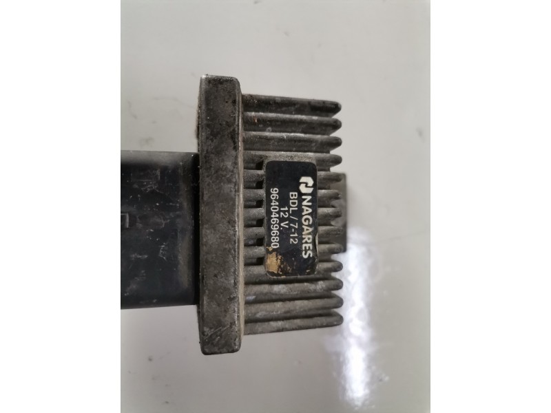 Recambio de caja precalentamiento para citroen xsara picasso 9hy referencia OEM IAM 9640469680  
