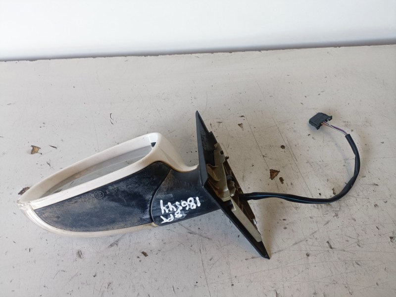 Recambio de retrovisor izquierdo para volkswagen passat berlina (3b3) avf referencia OEM IAM   