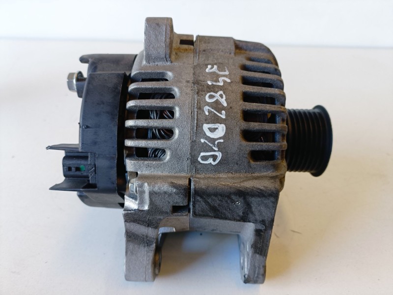 Recambio de alternador para renault megane ii berlina 5p f9q804 referencia OEM IAM 489890427  
