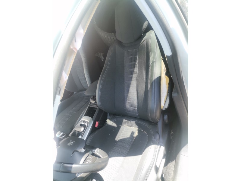 peugeot 308 del año 2018