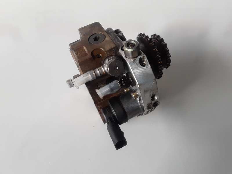 Recambio de bomba inyeccion para bmw serie 3 touring (e91) 204d4 referencia OEM IAM 0445010045  