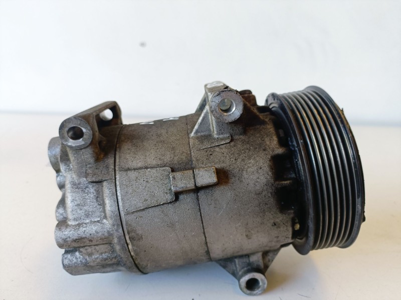 Recambio de compresor aire acondicionado para renault megane ii berlina 5p f9q804 referencia OEM IAM 8200457418  