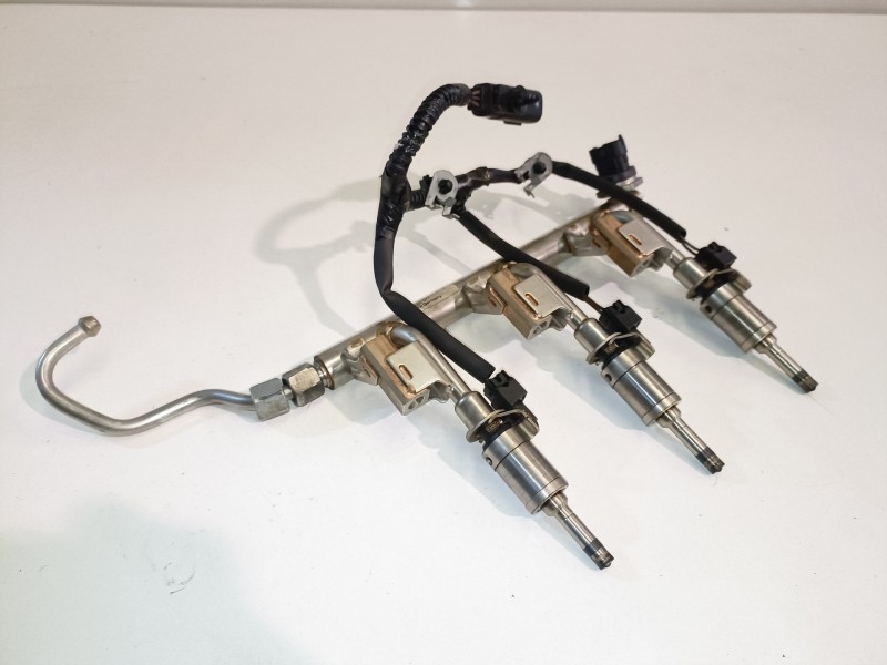 Recambio de rampa inyectora para ford focus sportbreak (cew) m1da referencia OEM IAM CM5G9H487HA  