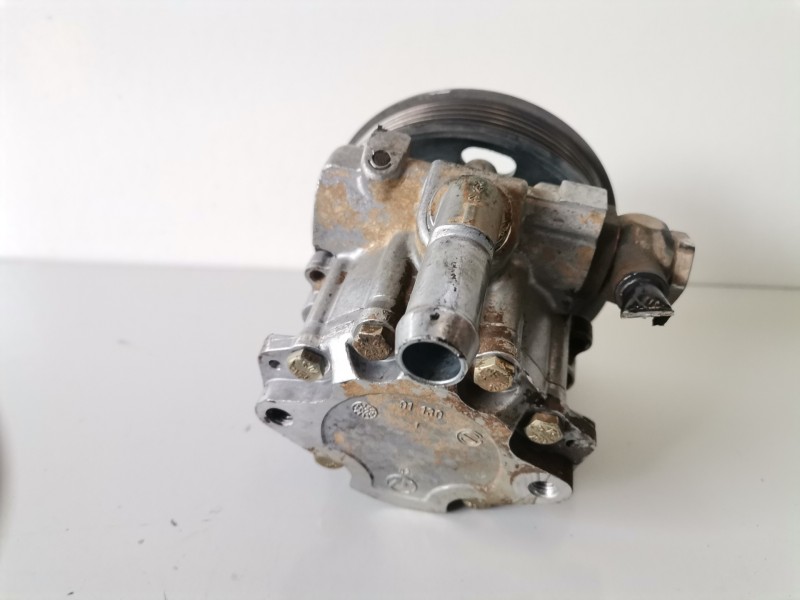 Recambio de bomba direccion para seat inca (6k9) ayq referencia OEM IAM   