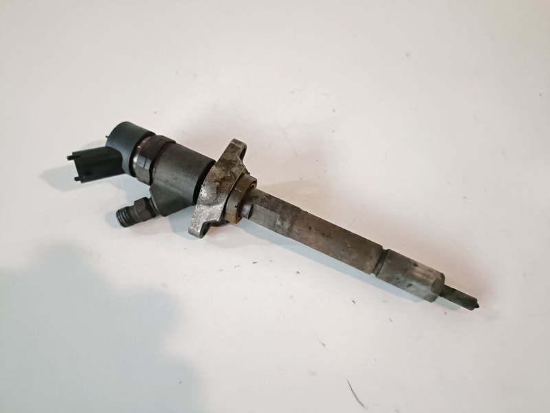 Recambio de inyector para ford c-max (cb3)(2007) hhda referencia OEM IAM 0445110239  