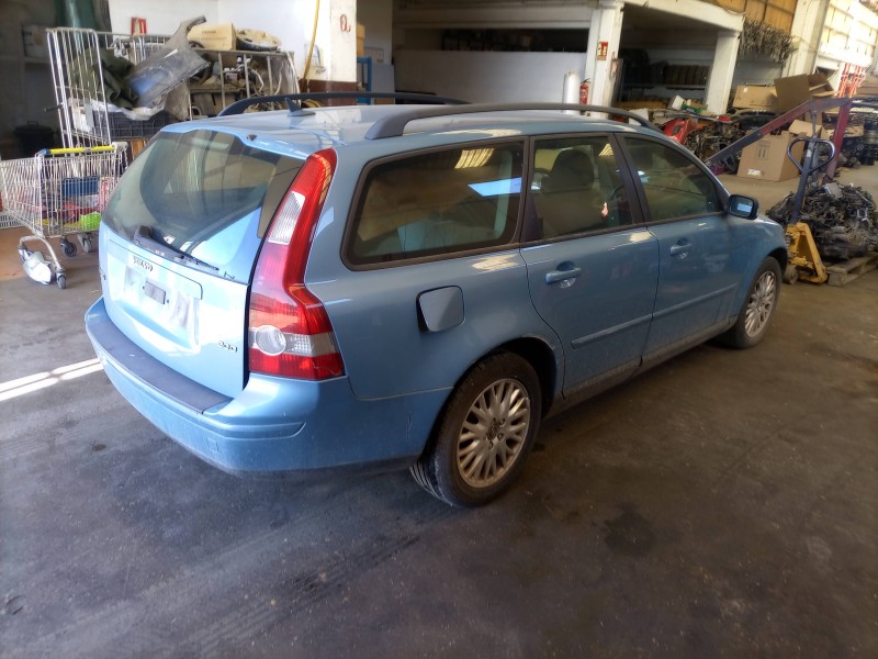 volvo v50 familiar del año 2004