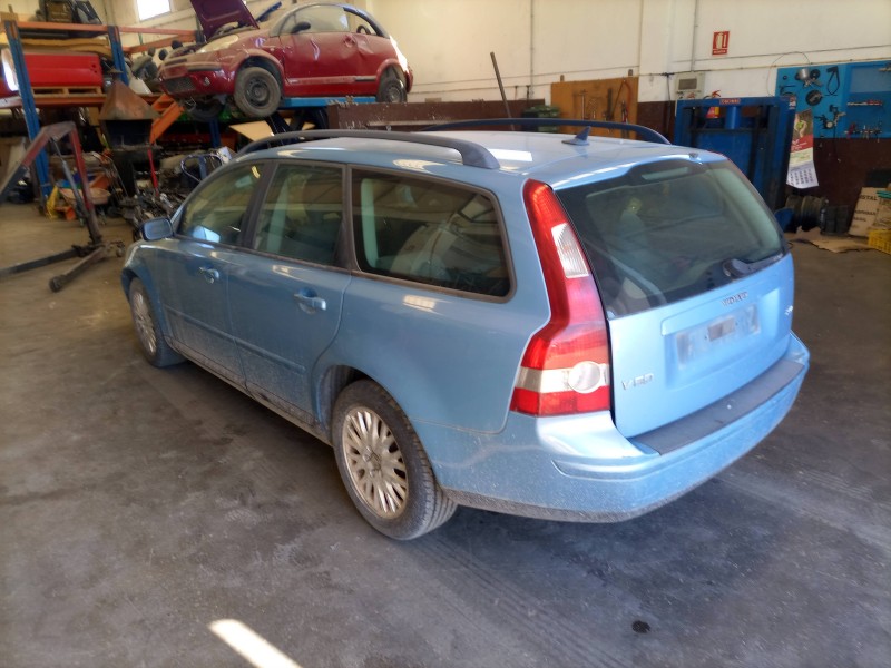 volvo v50 familiar del año 2004