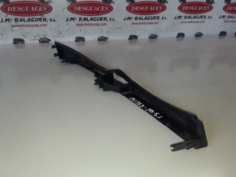 Recambio de molduras delanteras para bmw serie 3 berlina (e46) 204d1 referencia OEM IAM 51137030551/11460913  