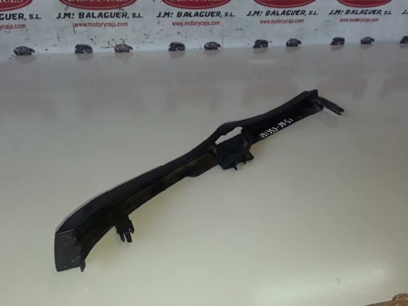 Recambio de molduras delanteras para bmw serie 3 berlina (e46) 204d1 referencia OEM IAM 51137030551/11460913  